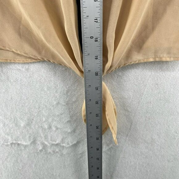 Forever 21 Crop Top Womens Sz S Black Contrast Cream Lace Neck Button Knot Hem - Picture 4 of 10